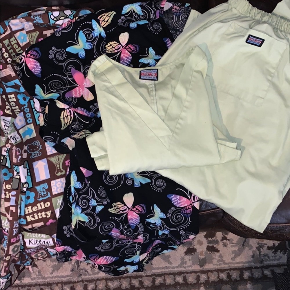 Set of scrubs XL Cherokee/Hello Kitty
